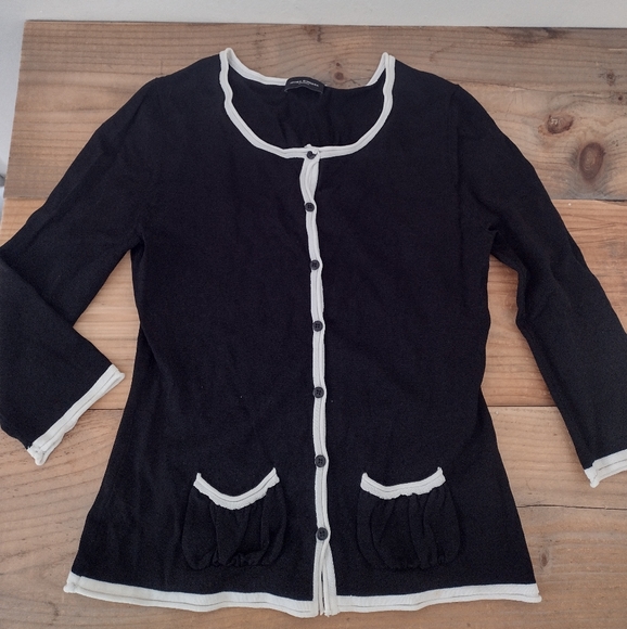 Javier Simorra Barcelona Black Button Front Lightweight Blouse w Pockets Size 4 - Picture 2 of 10